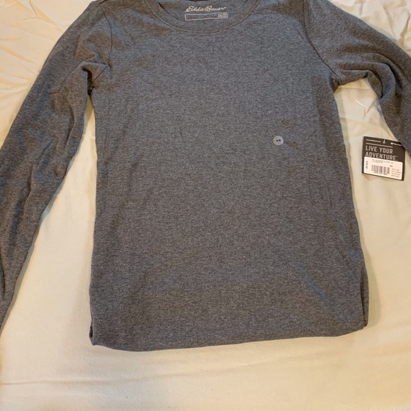 Eddie Bauer women’s long sleeved tee (gray) - Picture 2 of 3